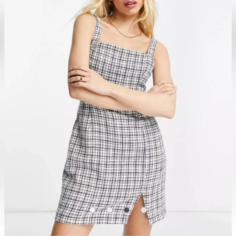 Abercrombie & Fitch Black and White Plaid Mini Dress - Medium TALL